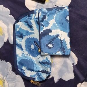 NWOT makeup bag set